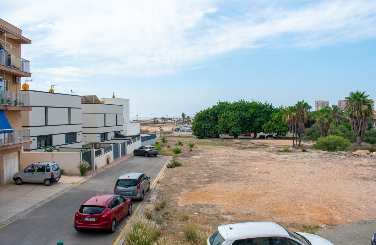 Resale - Apartment / flat - Torrevieja - Los Frutales
