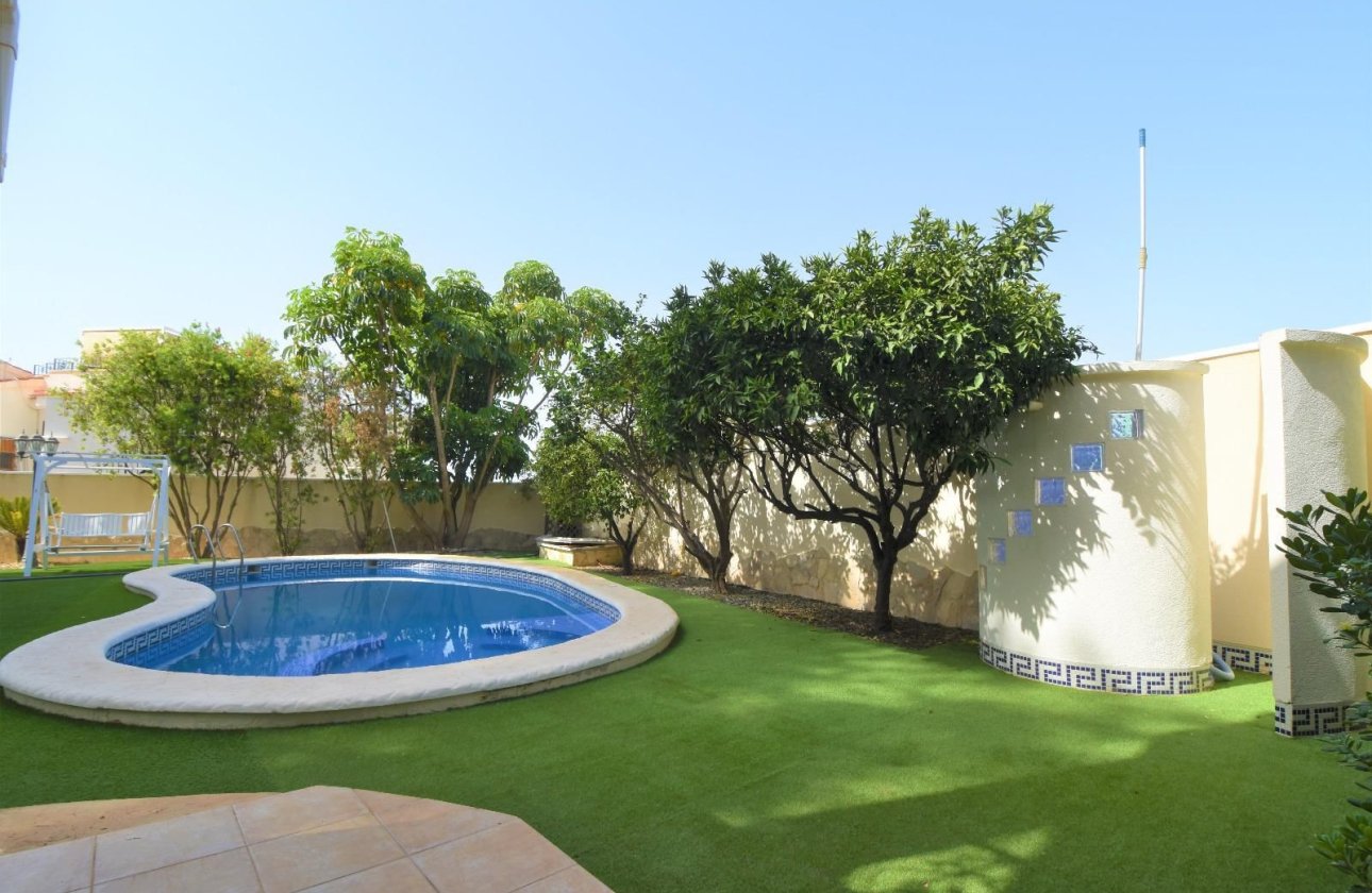 Revente - Villa - Ciudad Quesada - Urbanizaciones