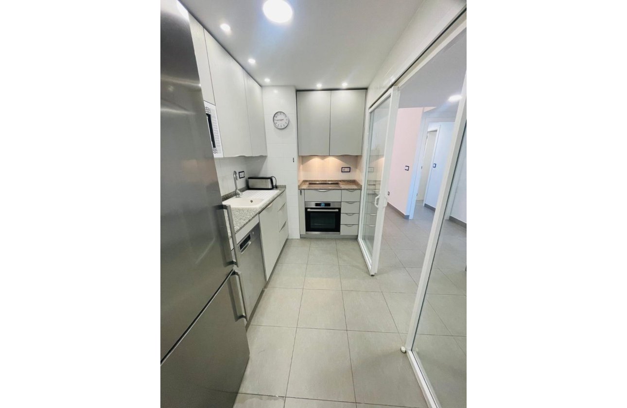 Resale - Apartment / flat - Villajoyosa