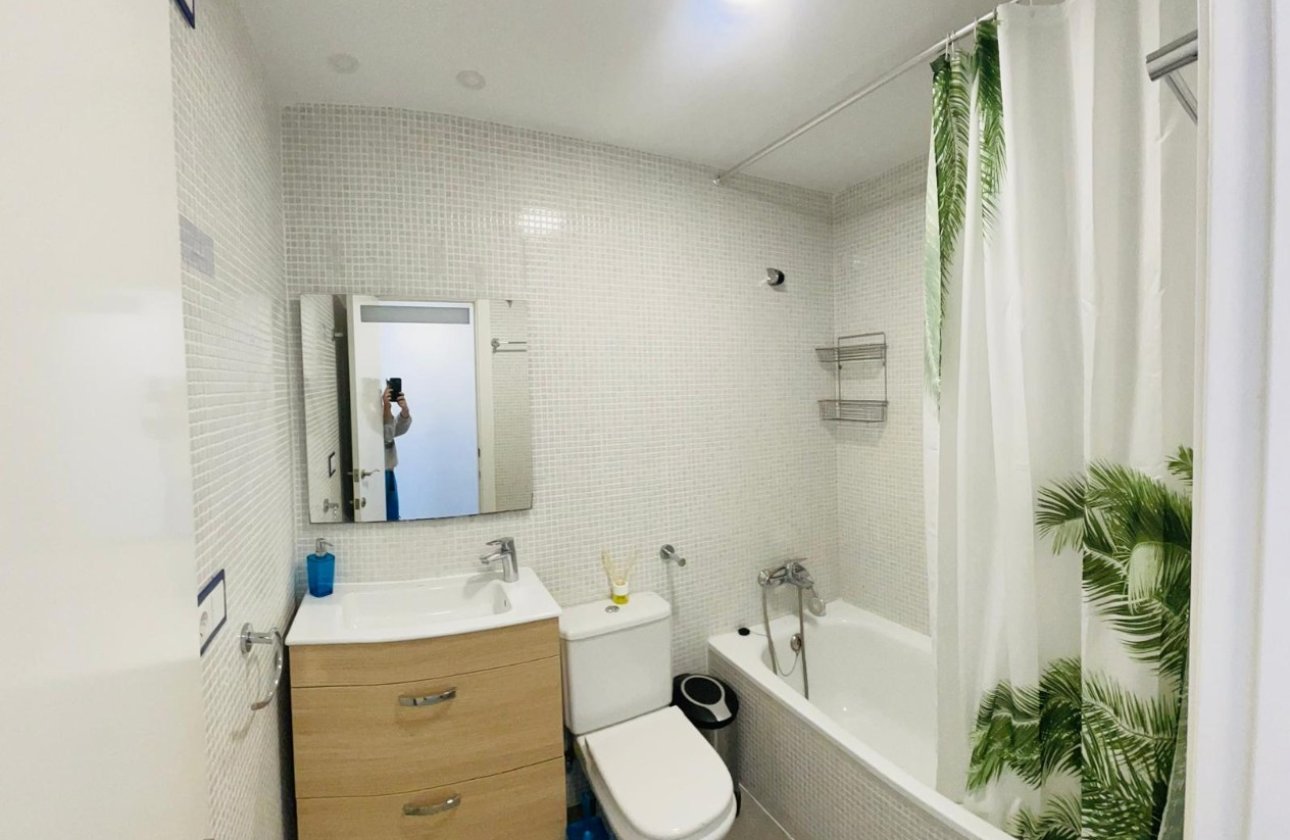 Resale - Apartment / flat - Villajoyosa