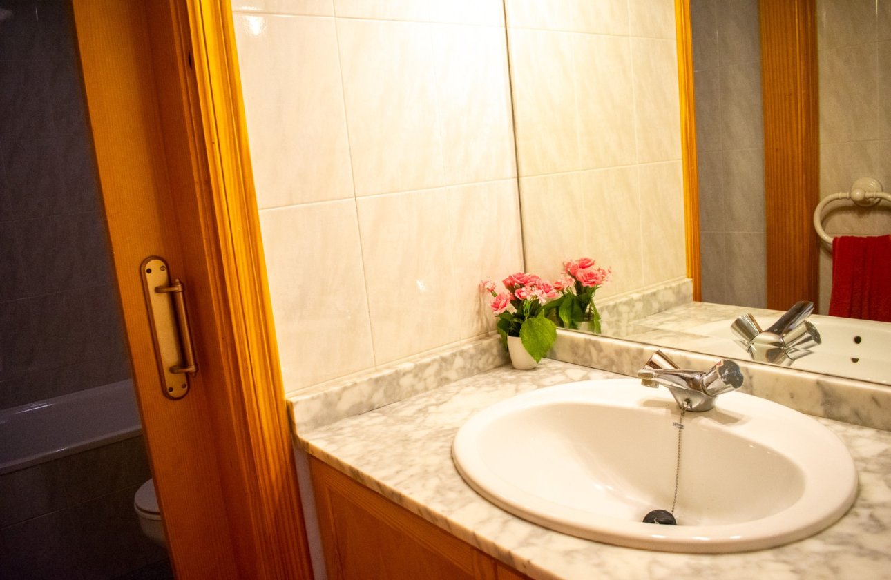 Reventa - Apartamento / piso - Guardamar del Segura - Urbanizaciones