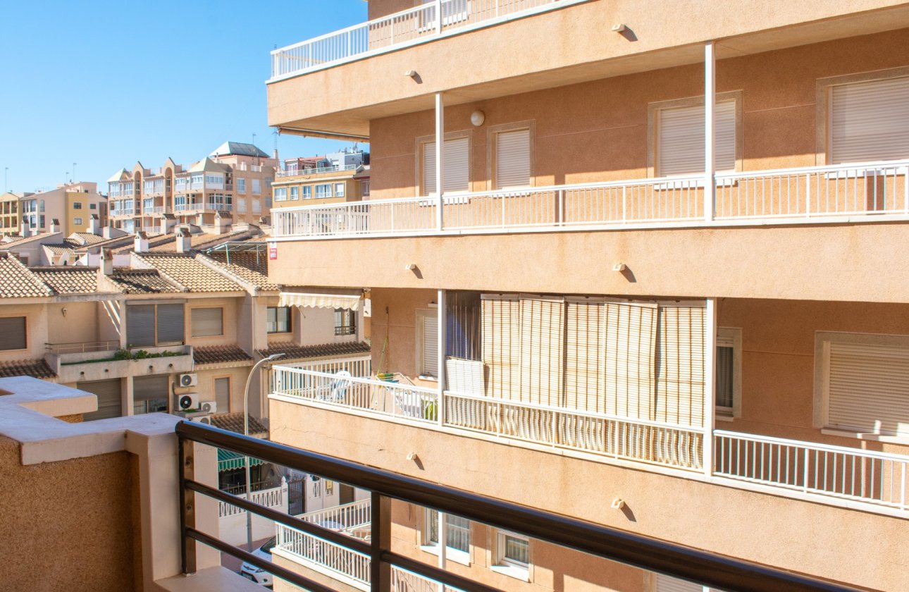 Reventa - Apartamento / piso - Guardamar del Segura - Urbanizaciones