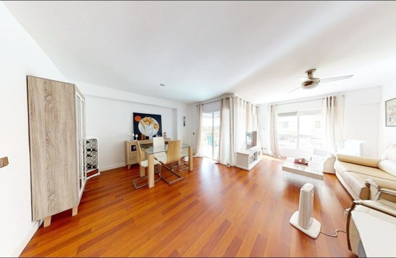 Reventa - Apartamento / piso - Aguilas - Poniente
