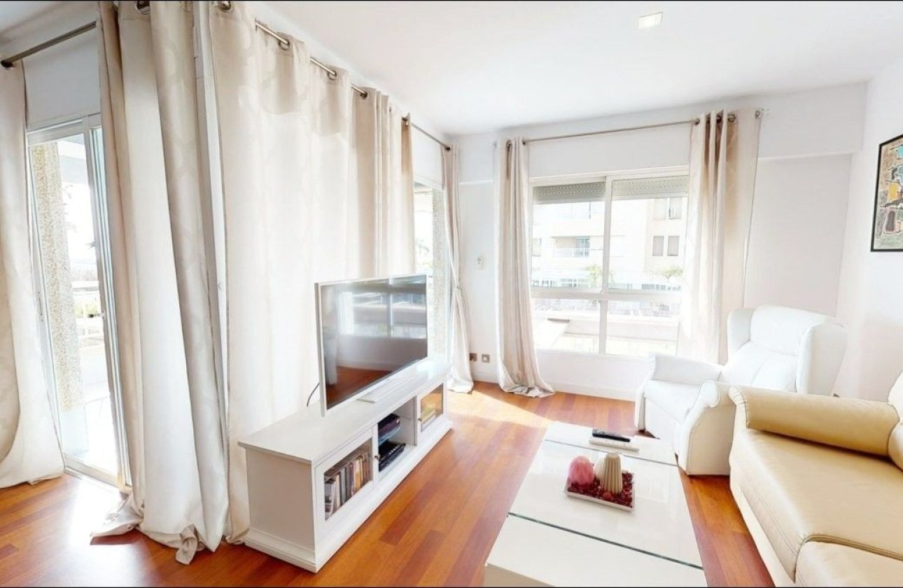 Reventa - Apartamento / piso - Aguilas - Poniente
