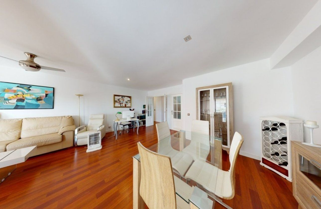 Reventa - Apartamento / piso - Aguilas - Poniente