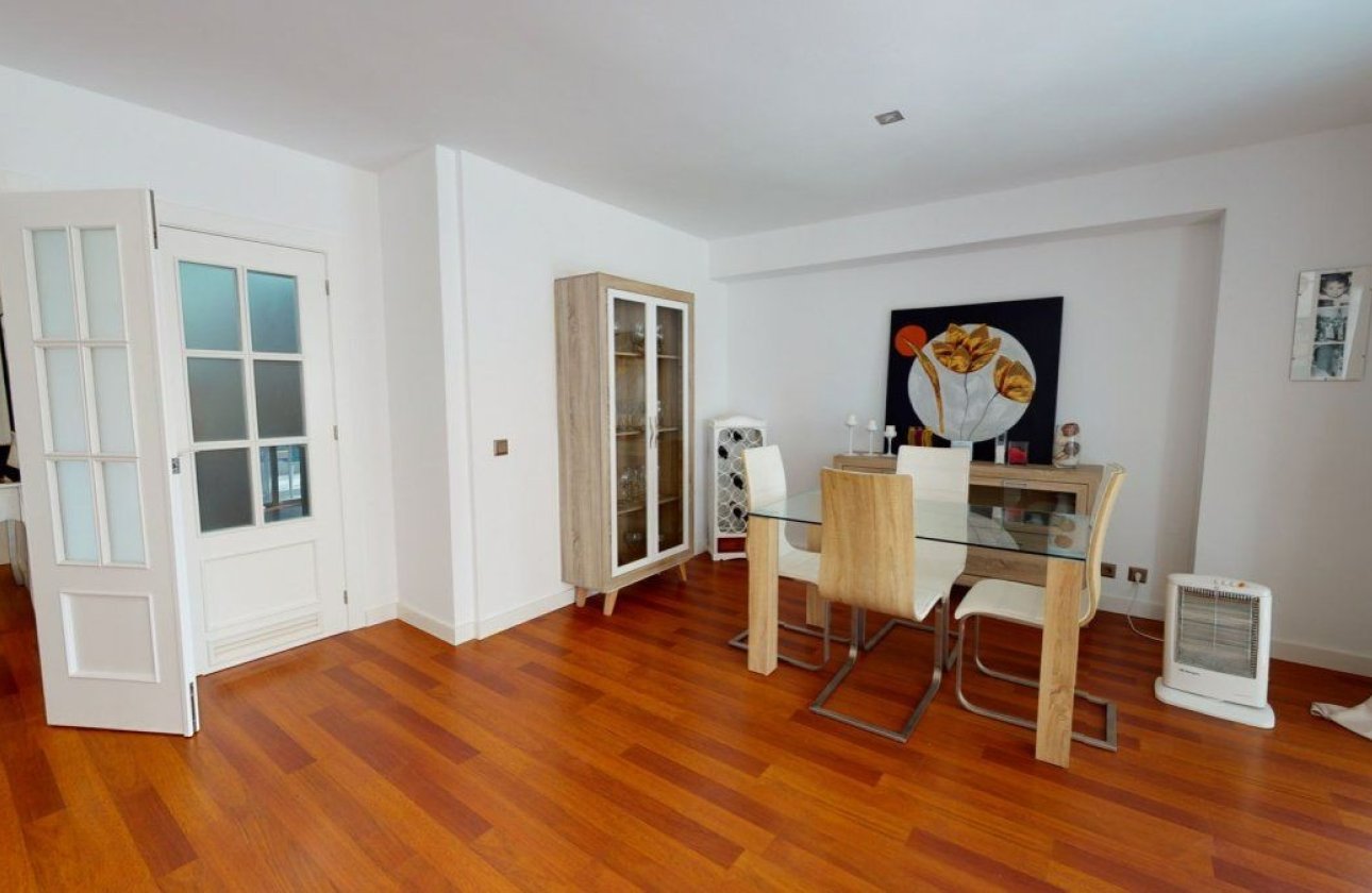Reventa - Apartamento / piso - Aguilas - Poniente