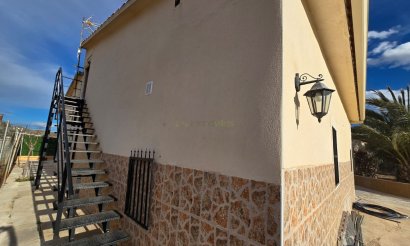 Resale - Villa - Hondón de las Nieves