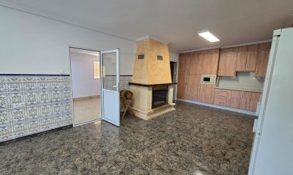 Resale - Villa - Hondón de las Nieves