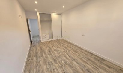 Resale - Villa - Hondón de las Nieves
