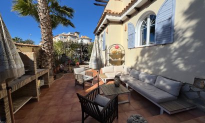 Revente - Villa - Orihuela Costa - La Zenia