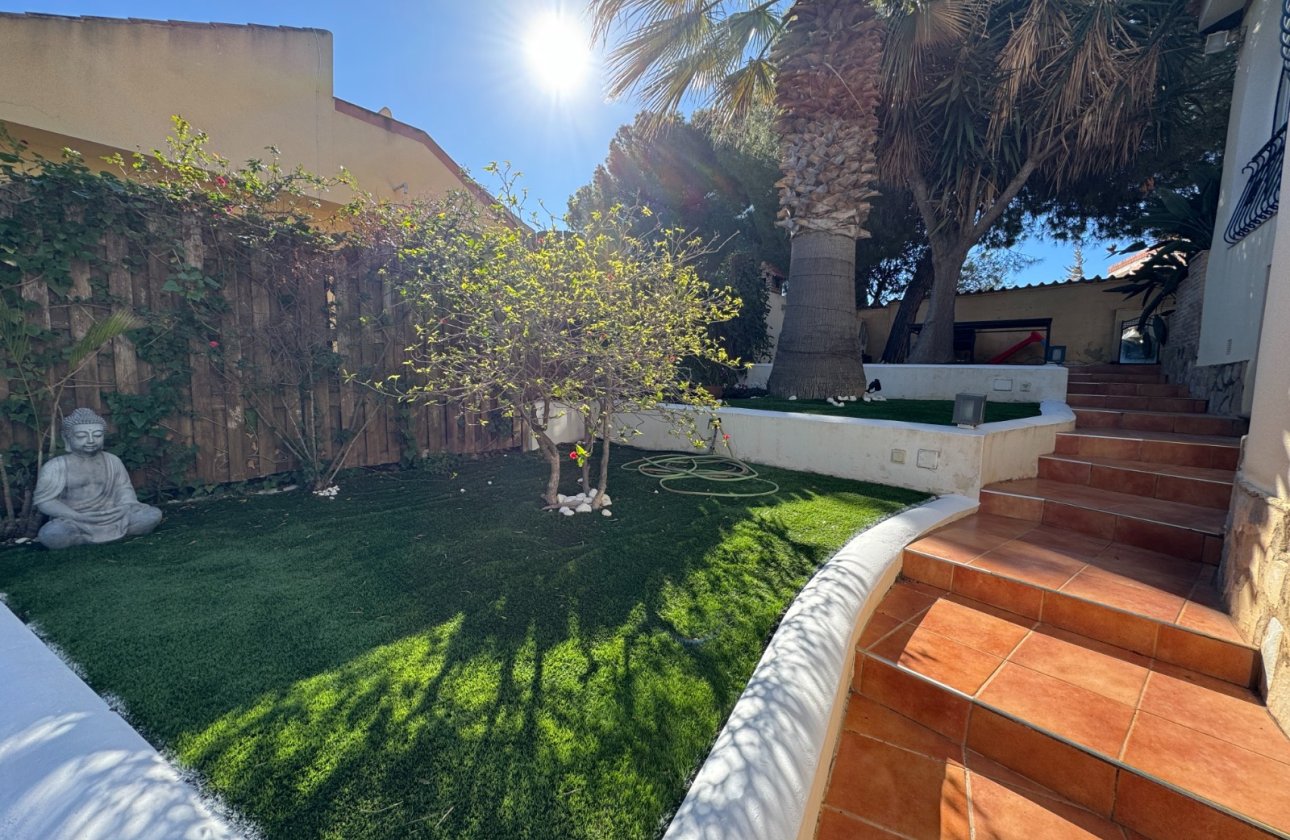 Revente - Villa - Orihuela Costa - La Zenia