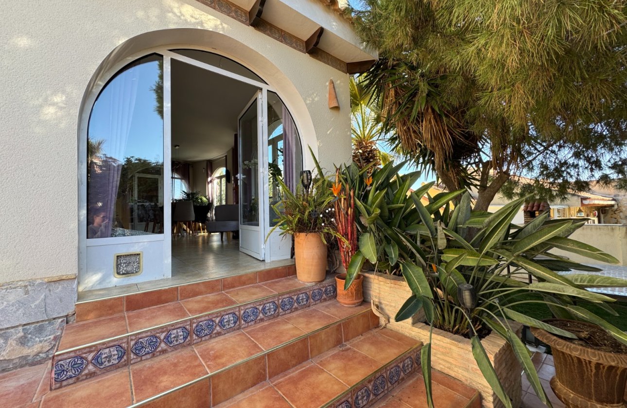 Revente - Villa - Orihuela Costa - La Zenia
