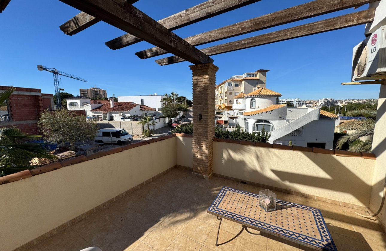 Revente - Villa - Orihuela Costa - La Zenia