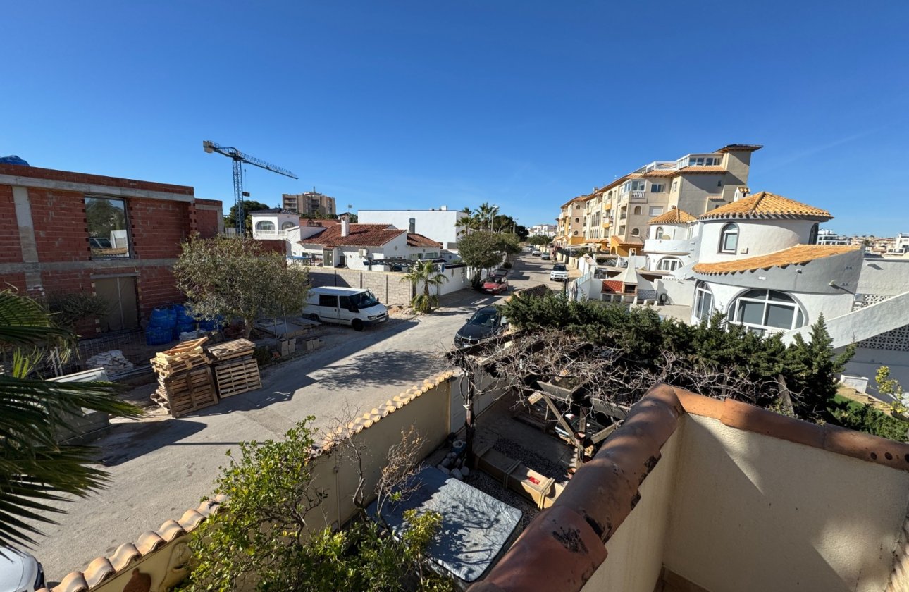 Revente - Villa - Orihuela Costa - La Zenia