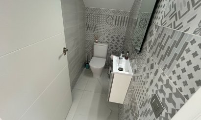 Reventa - Villa - Los Montesinos - La Herrada