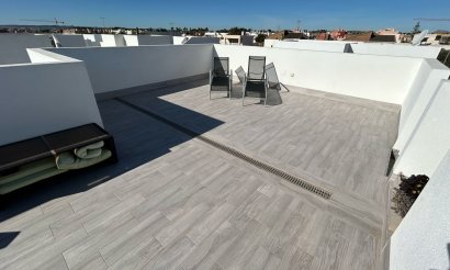 Reventa - Villa - Los Montesinos - La Herrada