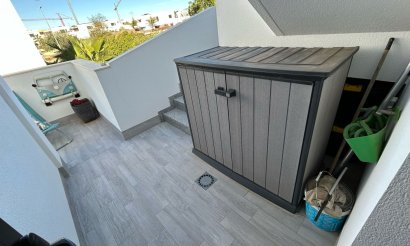 Reventa - Villa - Los Montesinos - La Herrada