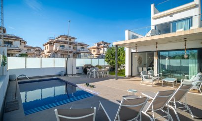 Reventa - Villa - Orihuela Costa - Lomas de Cabo Roig