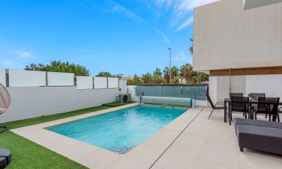 Revente - Villa - Orihuela Costa - Villamartín