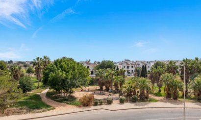 Revente - Villa - Orihuela Costa - Villamartín