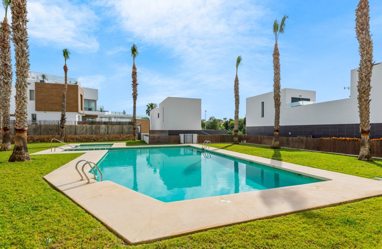 Revente - Villa - Orihuela Costa - Villamartín