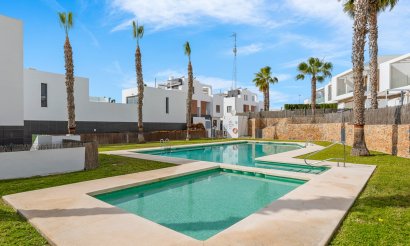 Revente - Villa - Orihuela Costa - Villamartín