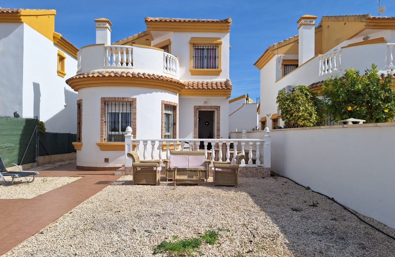 Revente - Villa - Guardamar del Segura - El Raso