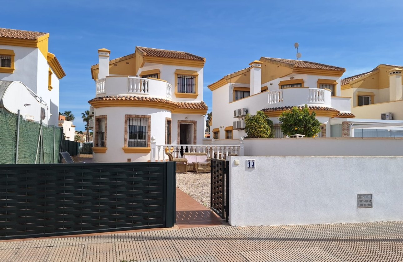 Revente - Villa - Guardamar del Segura - El Raso