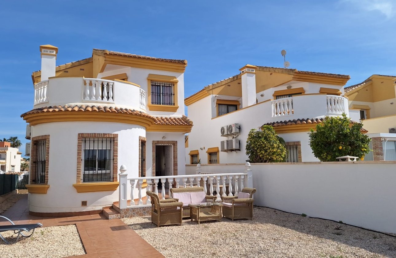 Revente - Villa - Guardamar del Segura - El Raso