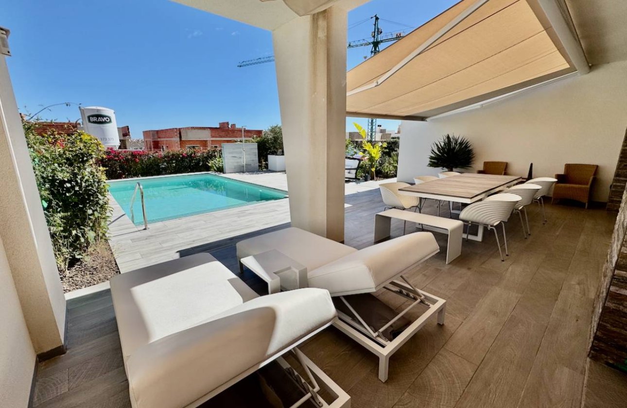 Revente - Villa - La Finca Golf - Algorfa
