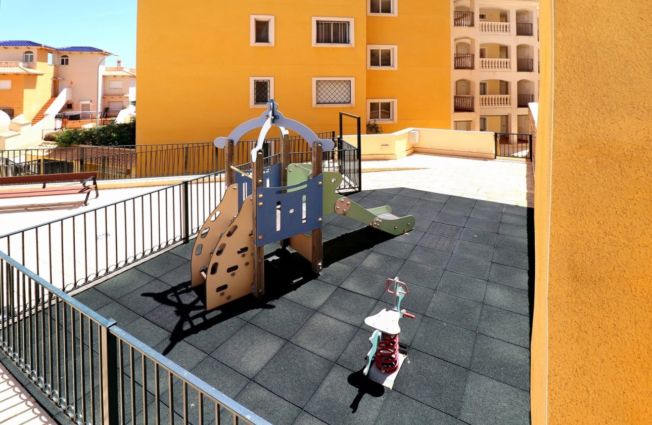 Resale - Apartment / flat - Orihuela Costa - Campoamor