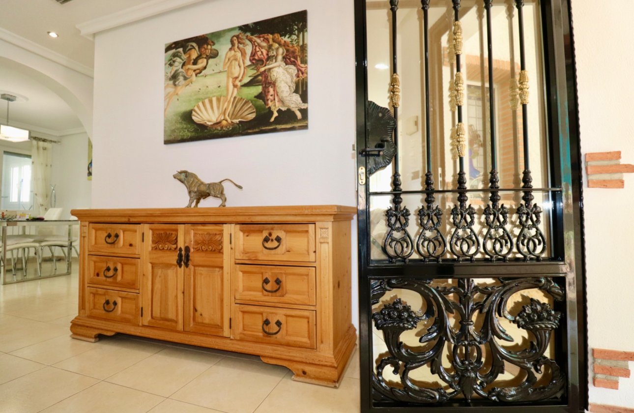 Reventa - Villa - Ciudad Quesada - Quesada Center