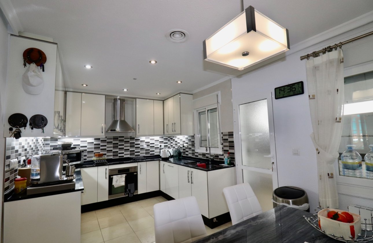 Reventa - Villa - Ciudad Quesada - Quesada Center