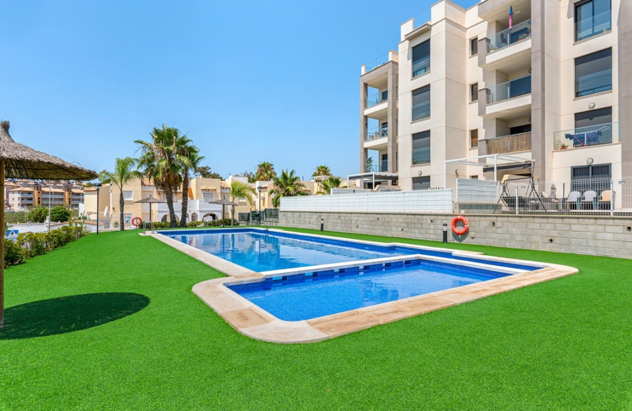 Resale - Apartment / flat - Orihuela Costa - Villamartín