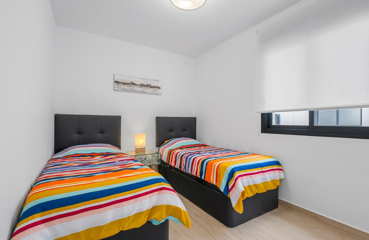 Resale - Apartment / flat - Orihuela Costa - Villamartín