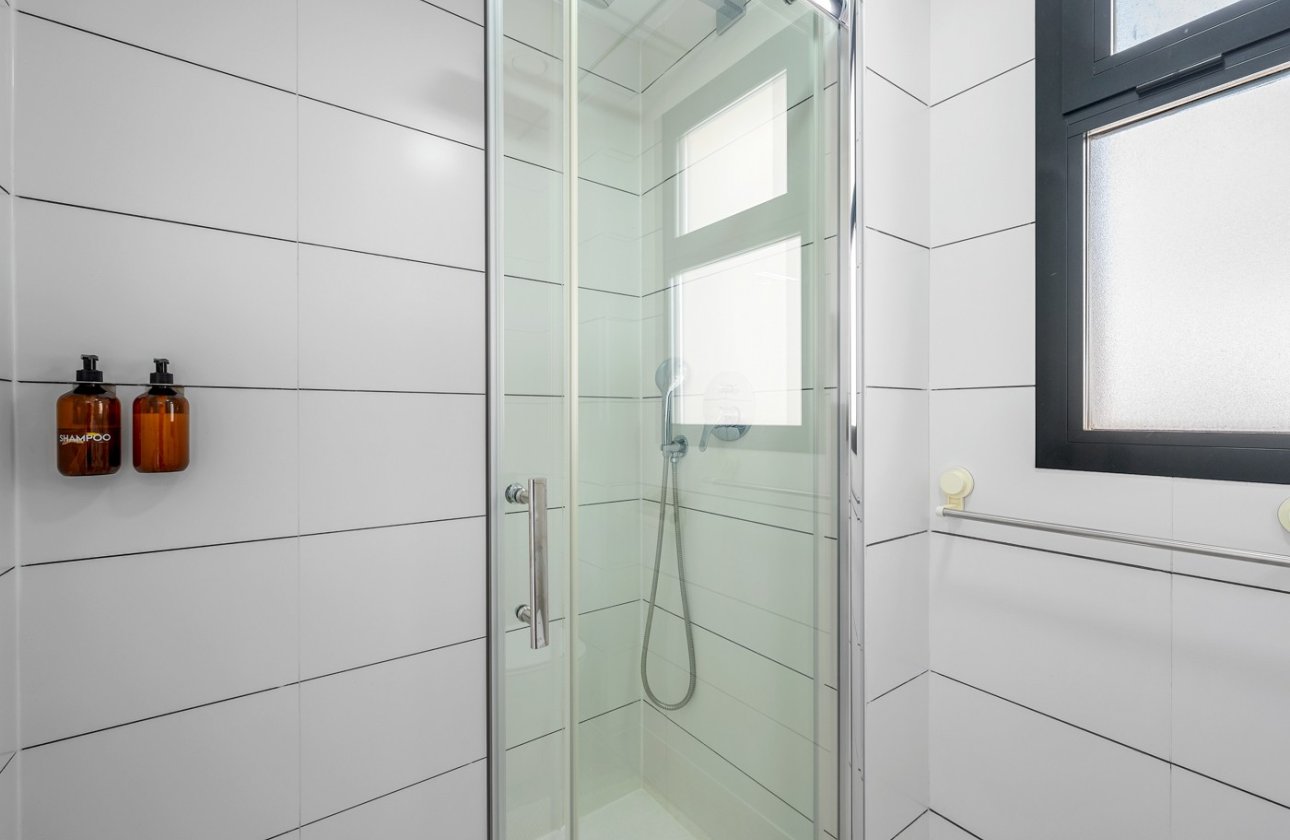 Resale - Apartment / flat - Orihuela Costa - Villamartín