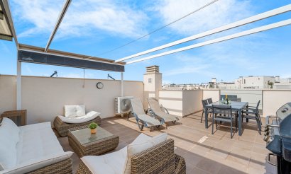 Resale - Apartment / flat - Orihuela Costa - Villamartín