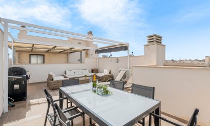 Resale - Apartment / flat - Orihuela Costa - Villamartín