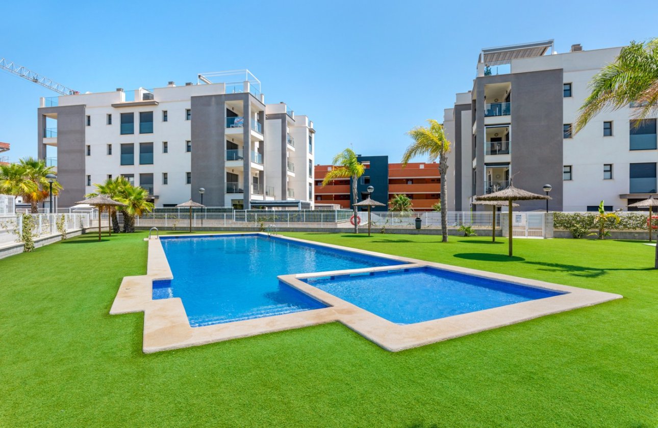 Resale - Apartment / flat - Orihuela Costa - Villamartín