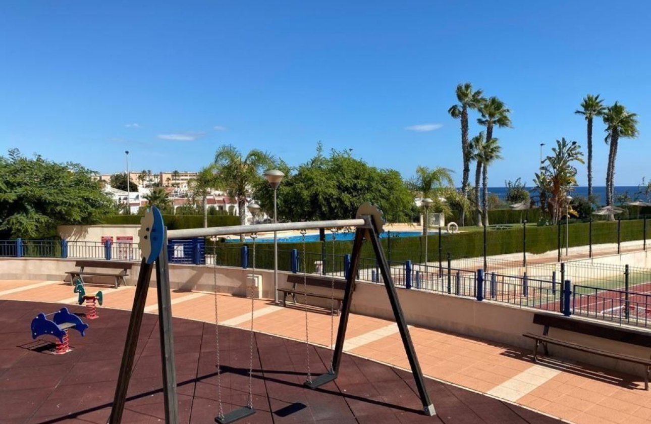 Reventa - Apartamento / piso - Mil Palmeras
