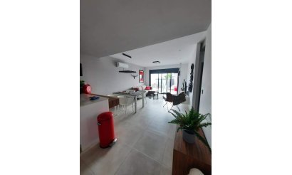 Reventa - Apartamento / piso - Guardamar del Segura - El Raso