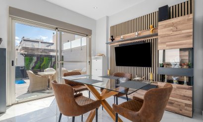 Revente - Villa - Orihuela Costa - Villamartín