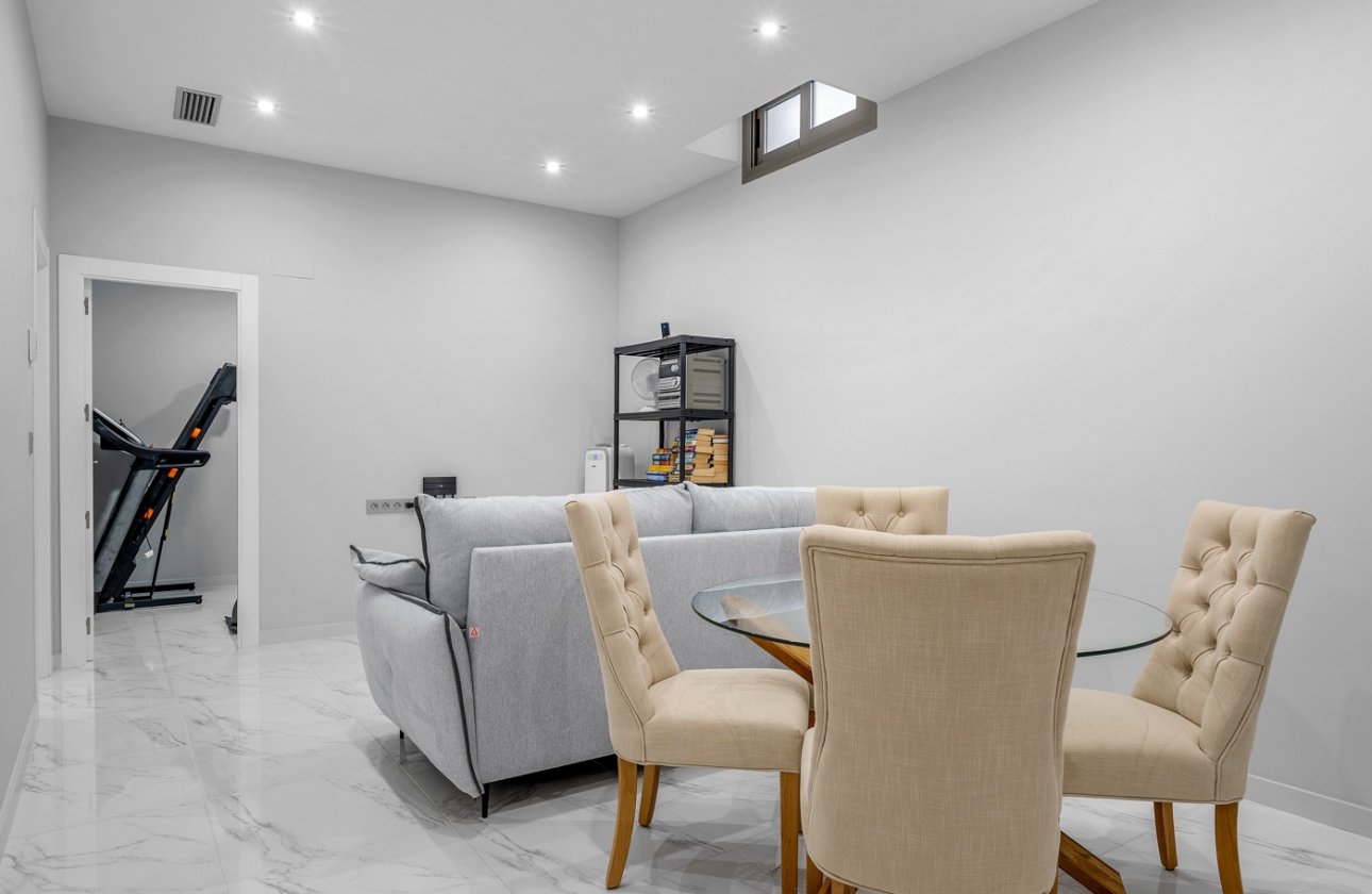 Revente - Villa - Orihuela Costa - Villamartín