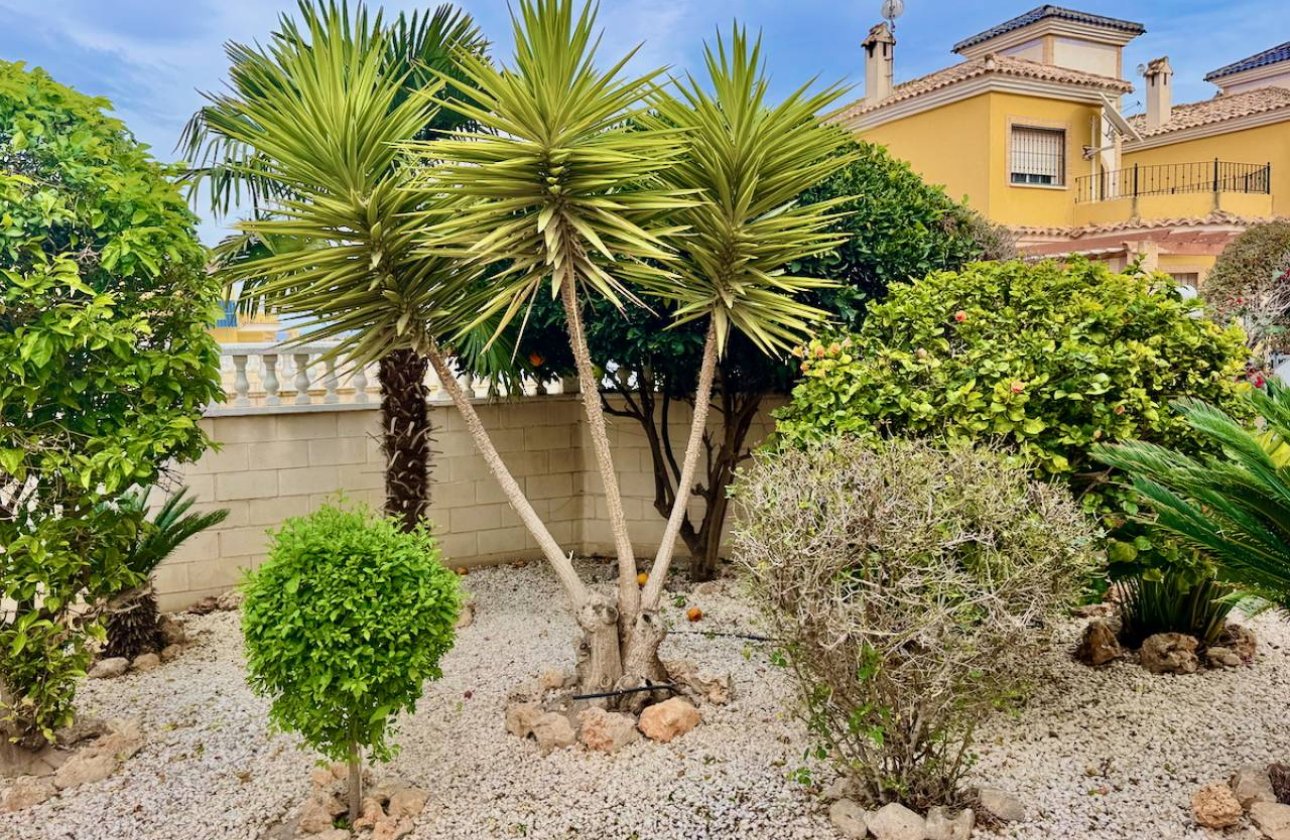 Resale - Villa - Ciudad Quesada - Lo Crispin