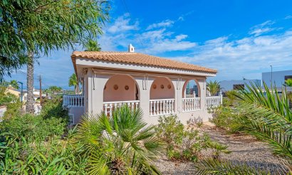 Revente - Villa - Ciudad Quesada - Pueblo Lucero
