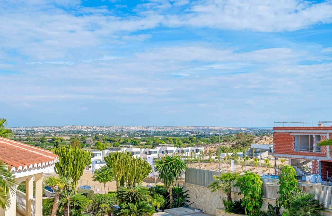 Revente - Villa - Ciudad Quesada - Pueblo Lucero