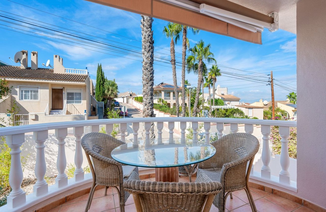 Revente - Villa - Ciudad Quesada - Pueblo Lucero