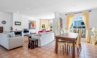 Revente - Villa - Ciudad Quesada - Pueblo Lucero