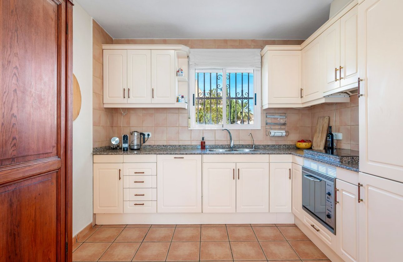 Revente - Villa - Ciudad Quesada - Pueblo Lucero