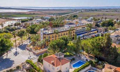Reventa - Villa - Ciudad Quesada - Doña Pepa